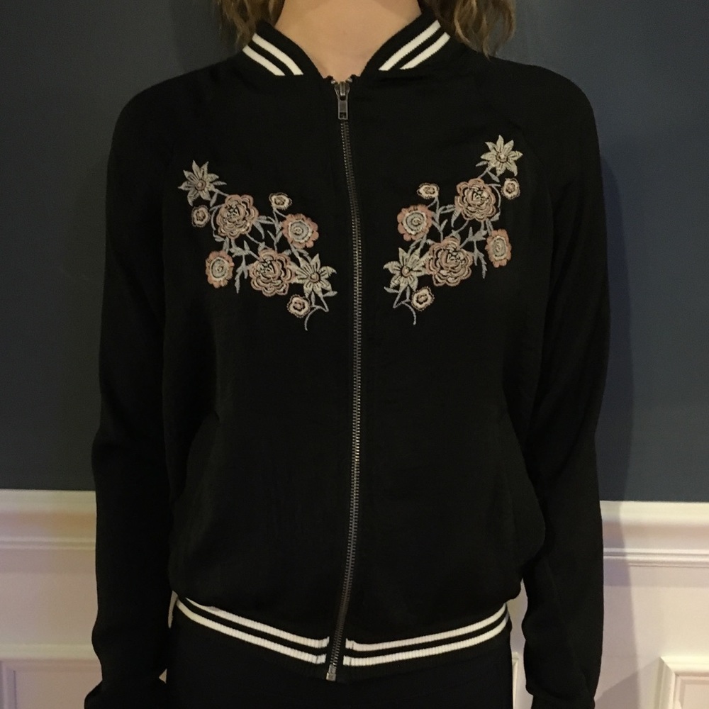 Light bomber jacket